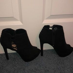 Never worn suede heeled booties